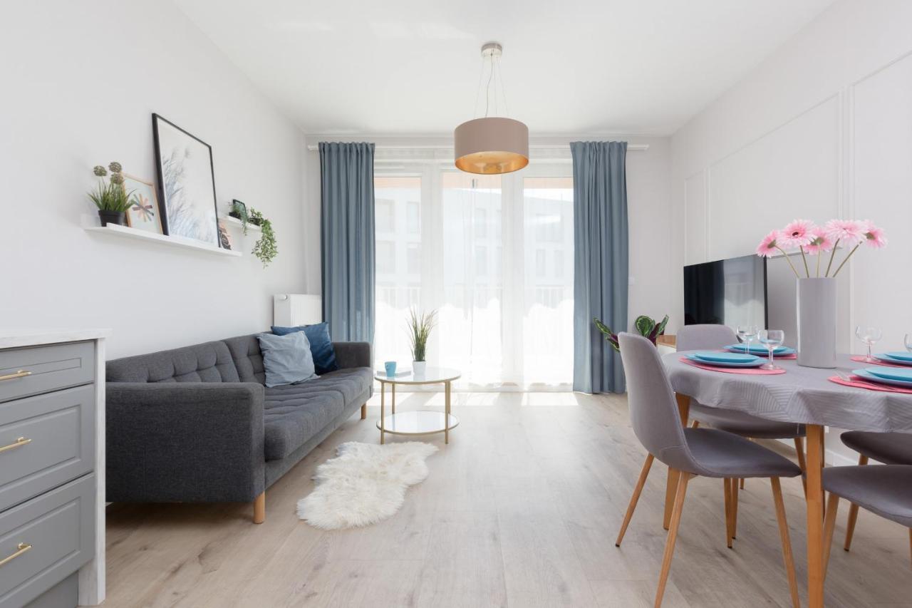 Modern Apartment With Balcony Warsaw Mokotow Aignera By Noclegi Renters Exterior photo